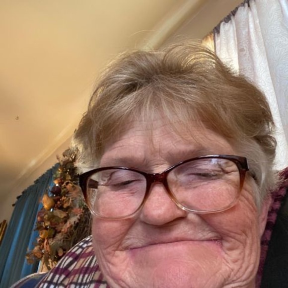 Meet your Posher, Diane - Picture 1 of 1